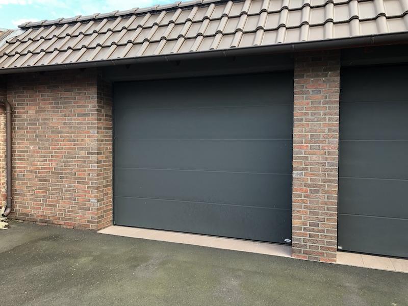 Wer repariert elektrische Garagentore?